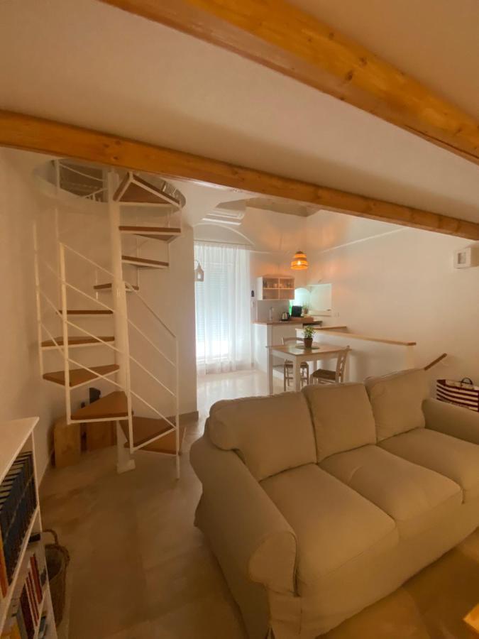 A Casa Del Console Apartment Manfredoine Extérieur photo